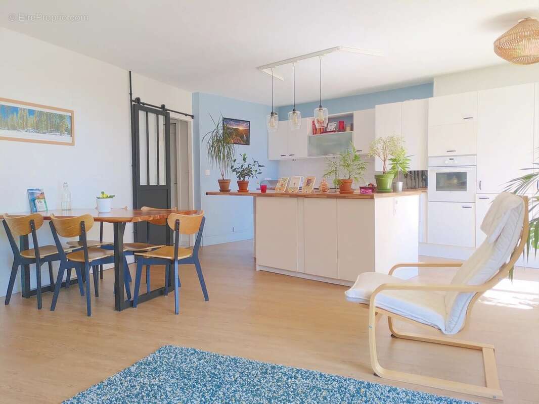 Appartement à CORENC