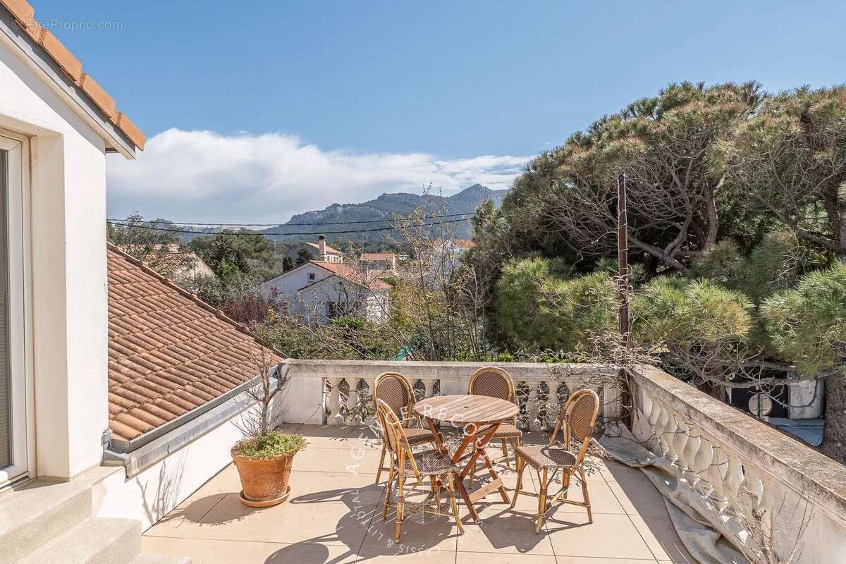 Maison à MARSEILLE-8E