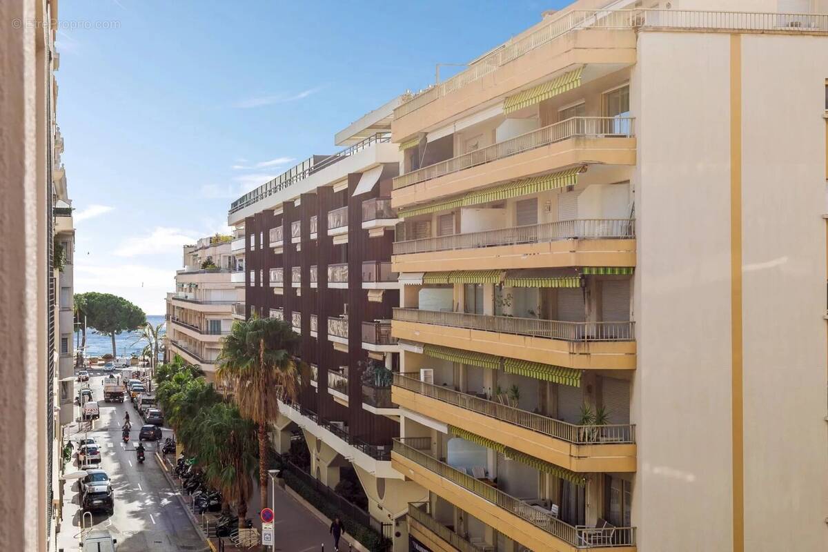 Appartement à CANNES