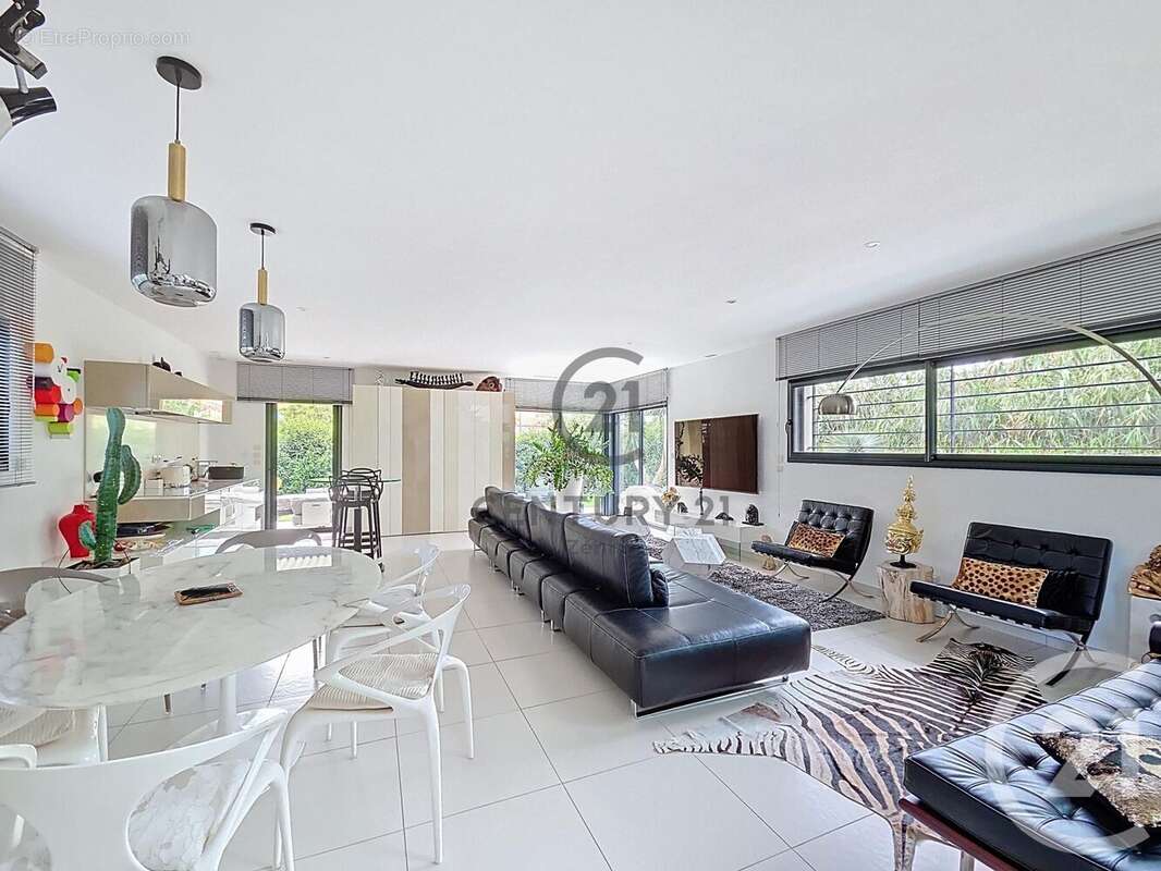 Maison à TORREILLES