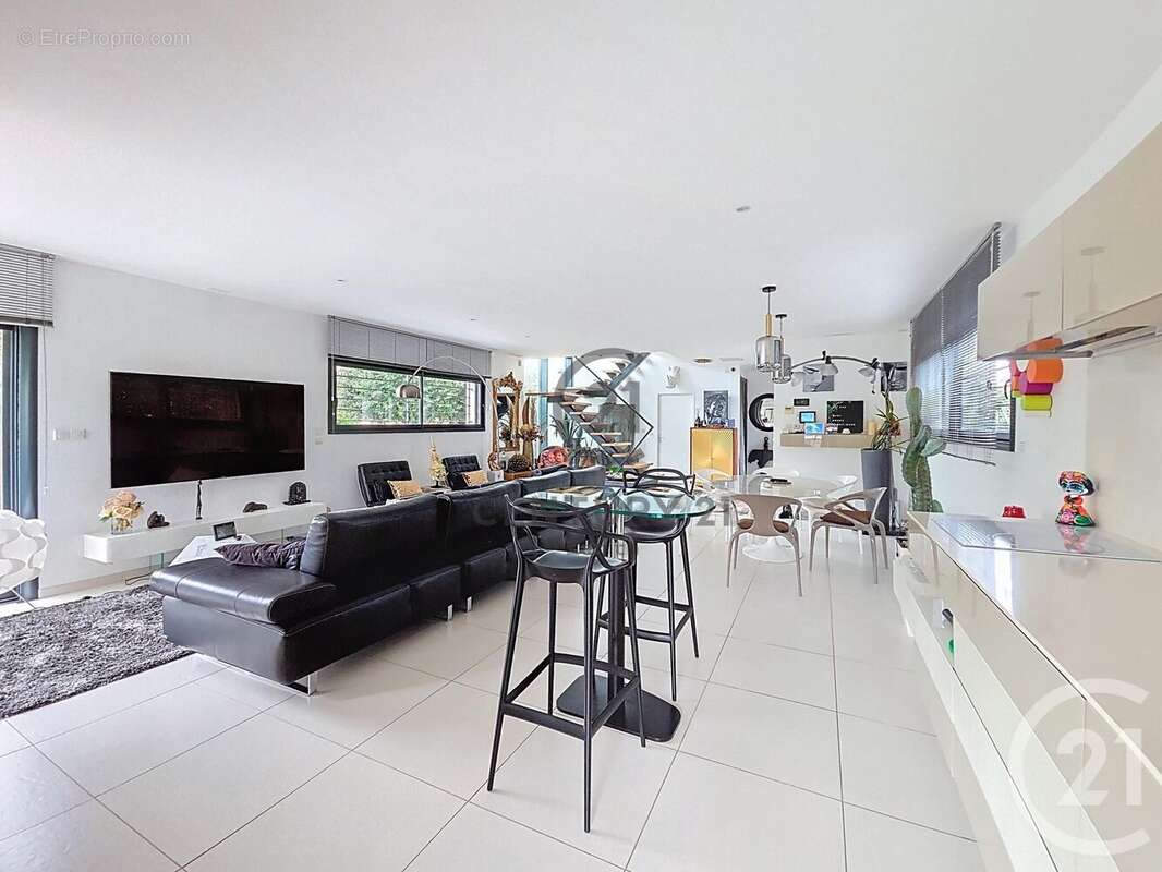 Maison à TORREILLES