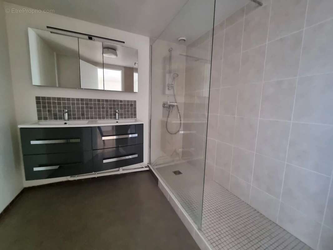 Appartement à CROISSY-SUR-SEINE