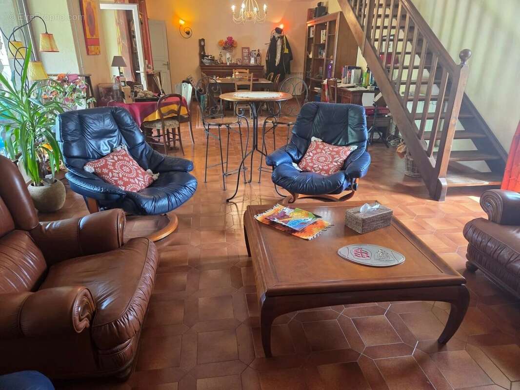 Maison à ANGLARS-JUILLAC