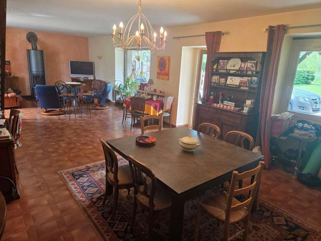 Maison à ANGLARS-JUILLAC