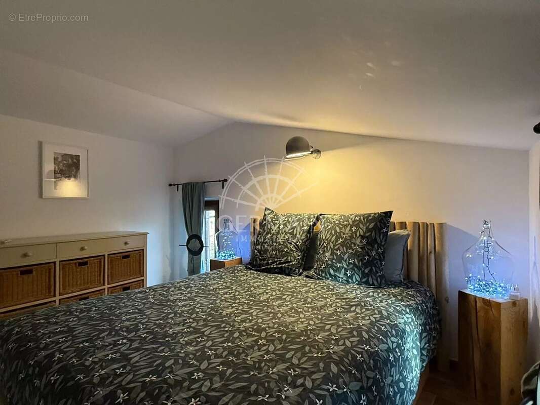 Appartement à L'ISLE-SUR-LA-SORGUE