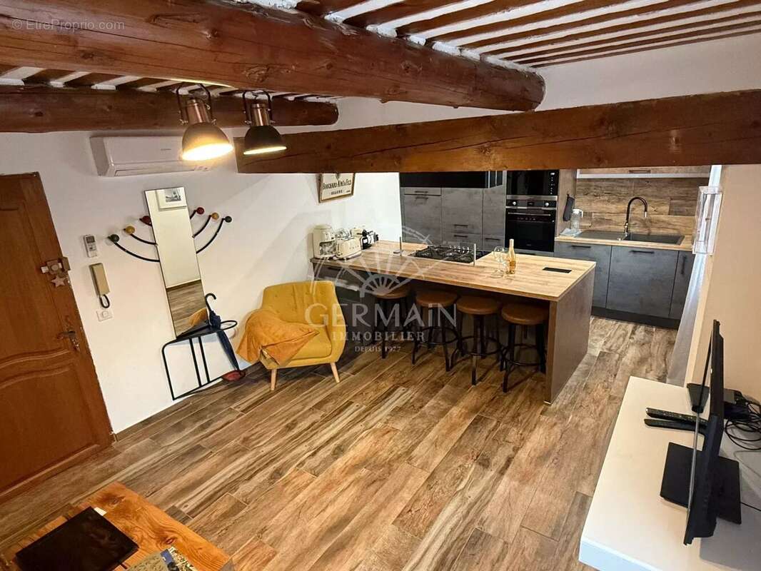 Appartement à L'ISLE-SUR-LA-SORGUE