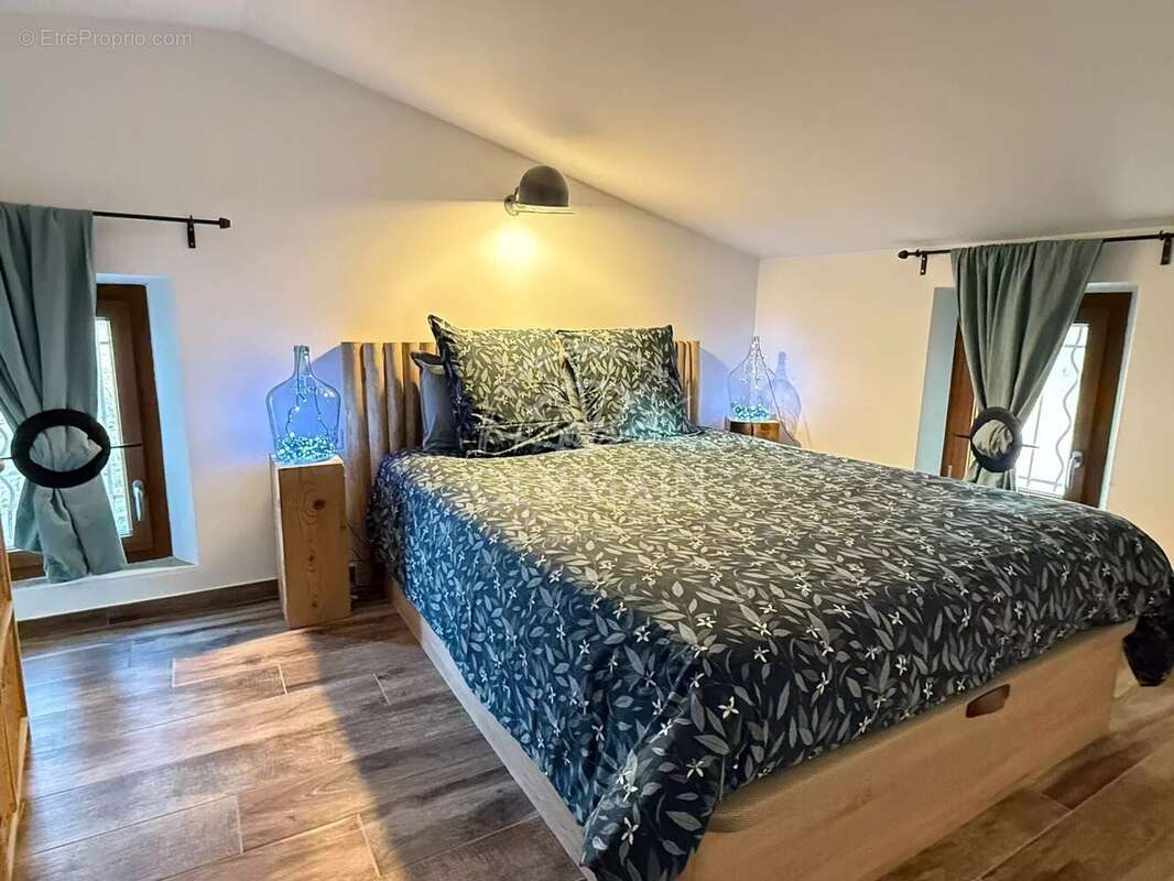 Appartement à L'ISLE-SUR-LA-SORGUE