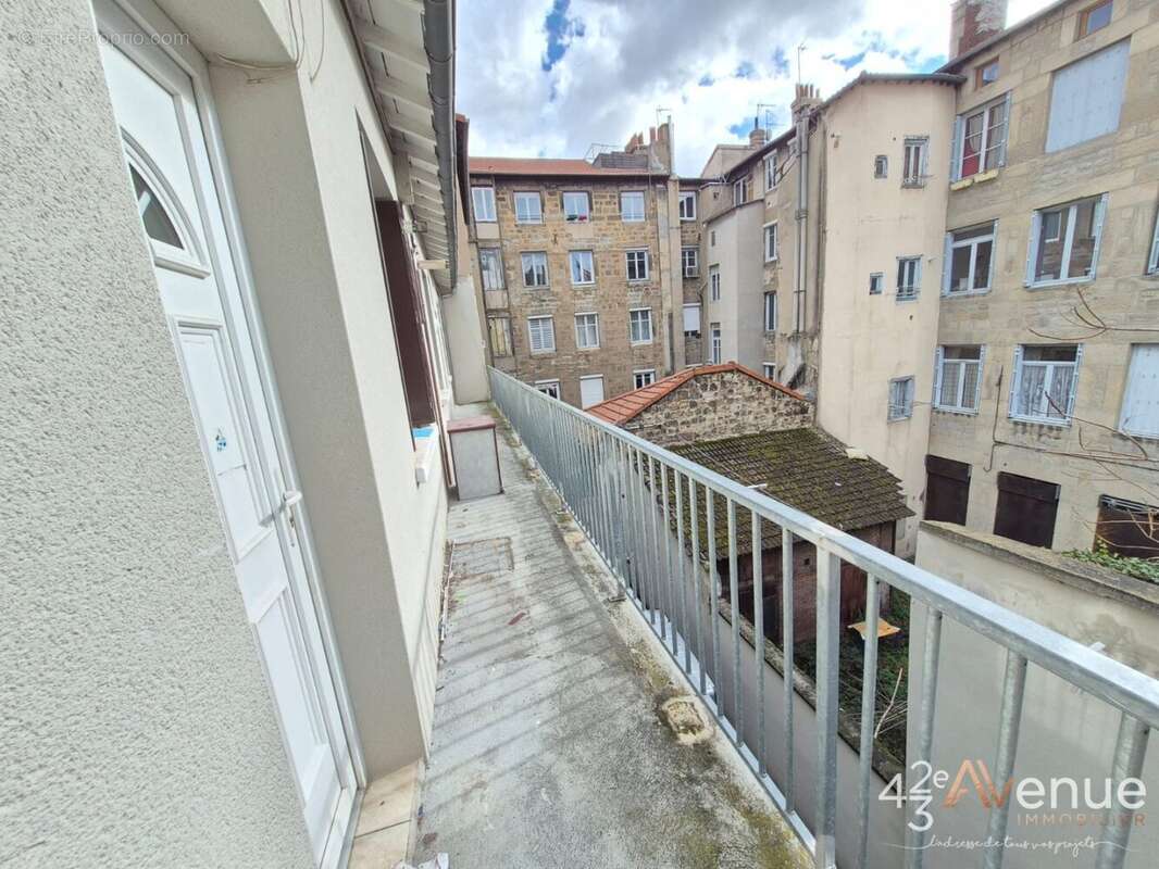 Appartement à SAINT-ETIENNE