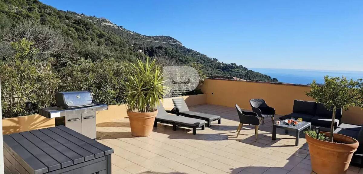 Appartement à EZE