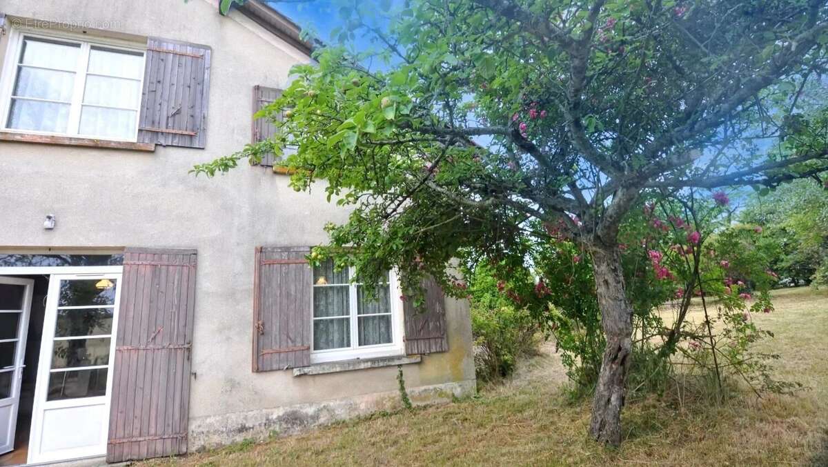 Maison à SAINT-AULAYE