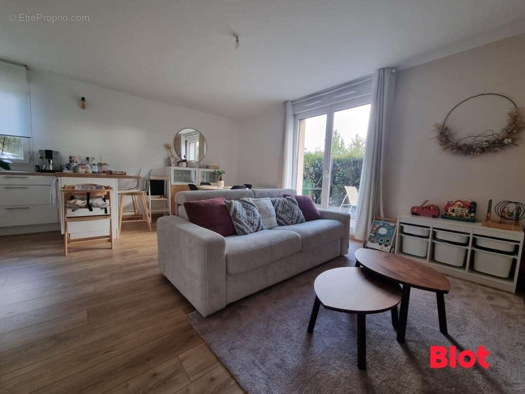 Appartement à PARTHENAY-DE-BRETAGNE