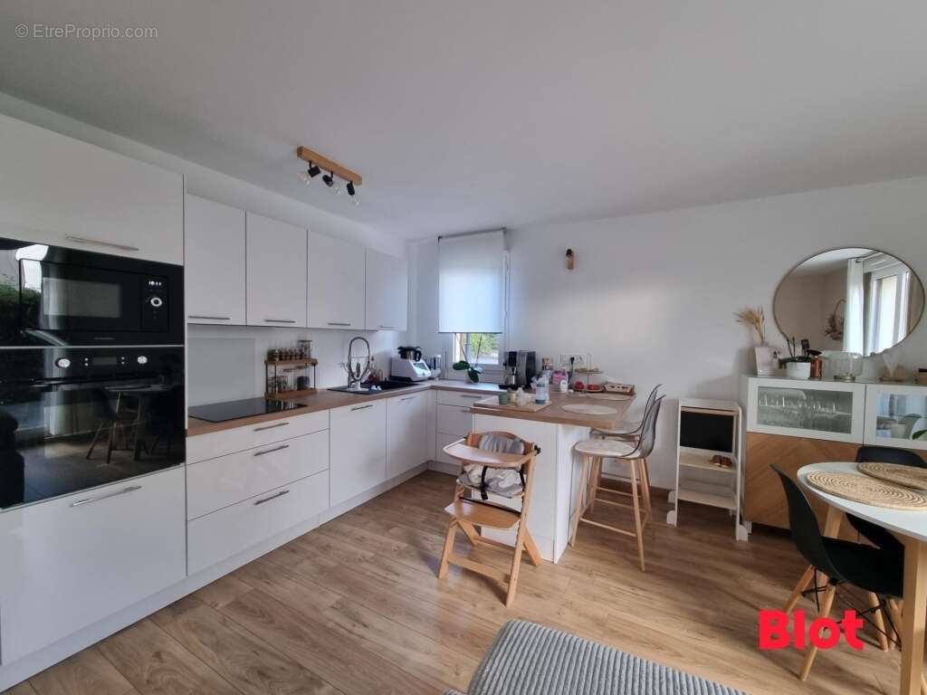 Appartement à PARTHENAY-DE-BRETAGNE