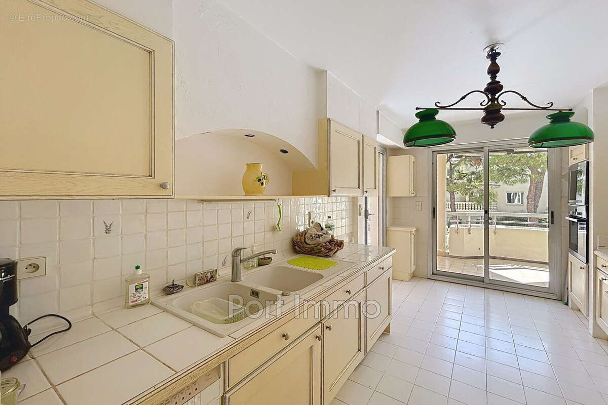 Appartement à CAGNES-SUR-MER