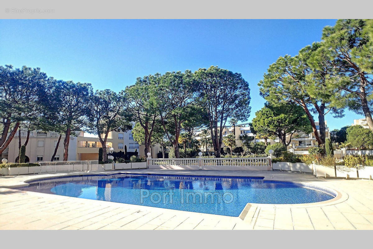 Appartement à CAGNES-SUR-MER