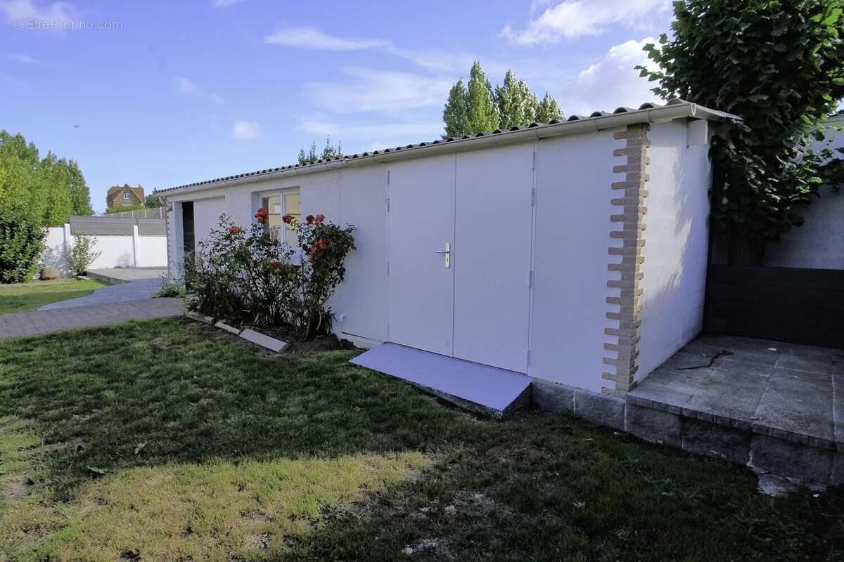 Maison à COURSEULLES-SUR-MER