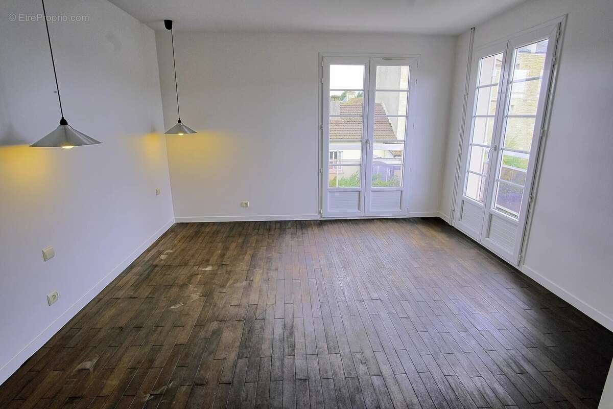 Maison à COURSEULLES-SUR-MER