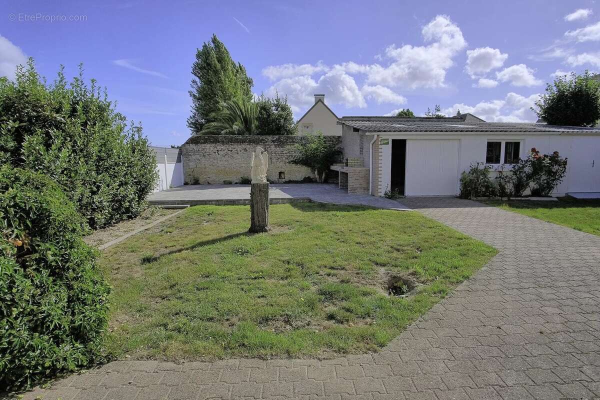 Maison à COURSEULLES-SUR-MER