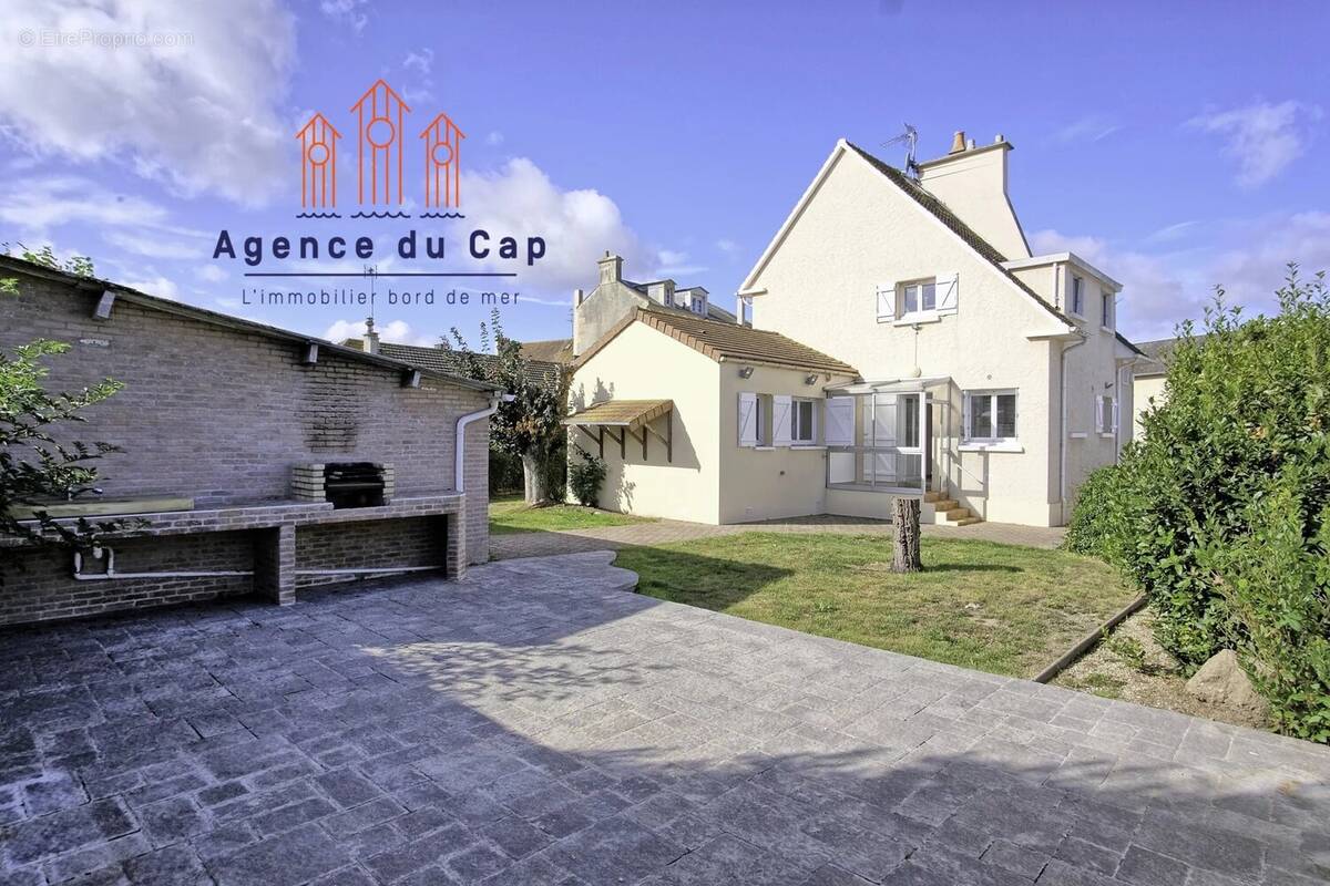 Maison à COURSEULLES-SUR-MER