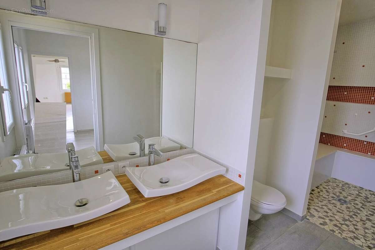 Maison à COURSEULLES-SUR-MER