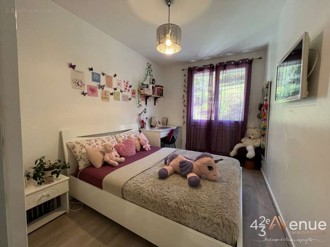 Appartement à SAINT-ETIENNE