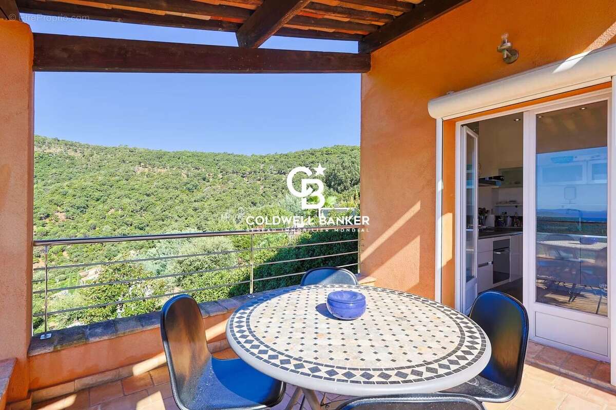 Maison à LA CROIX-VALMER