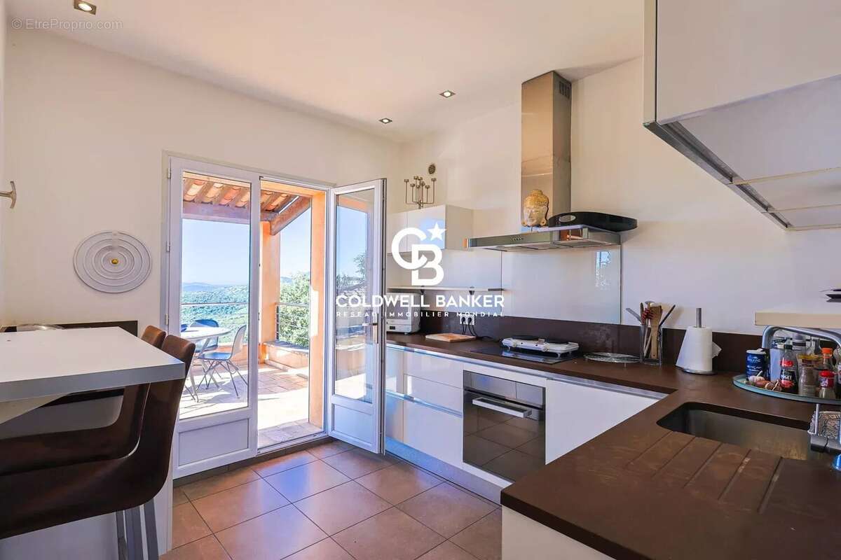 Maison à LA CROIX-VALMER