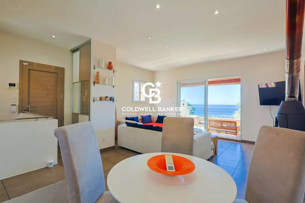 Maison à LA CROIX-VALMER