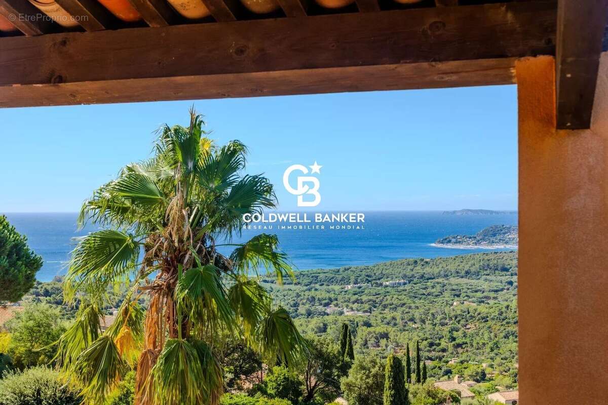 Maison à LA CROIX-VALMER