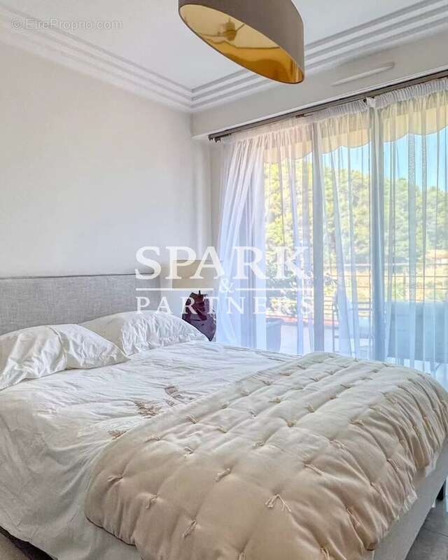 Appartement à ROQUEBRUNE-CAP-MARTIN
