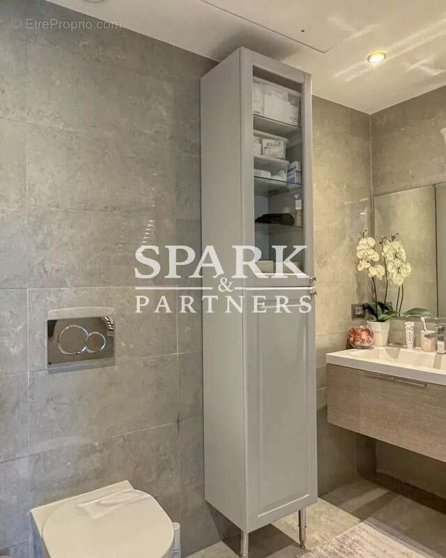 Appartement à ROQUEBRUNE-CAP-MARTIN