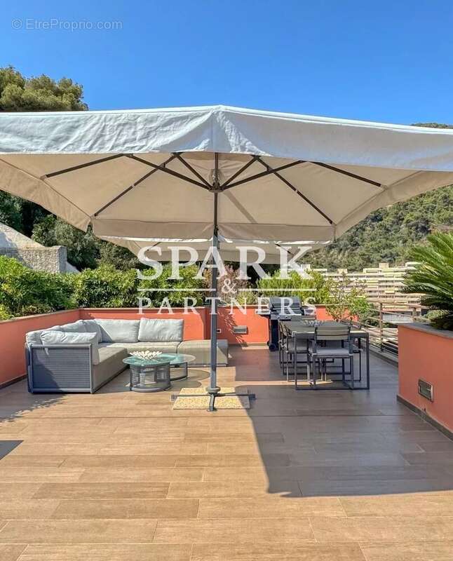 Appartement à ROQUEBRUNE-CAP-MARTIN