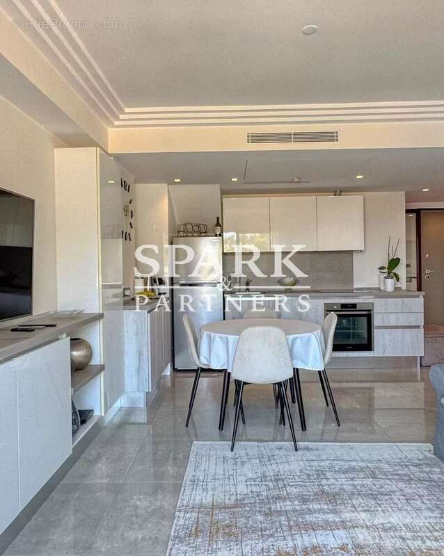 Appartement à ROQUEBRUNE-CAP-MARTIN