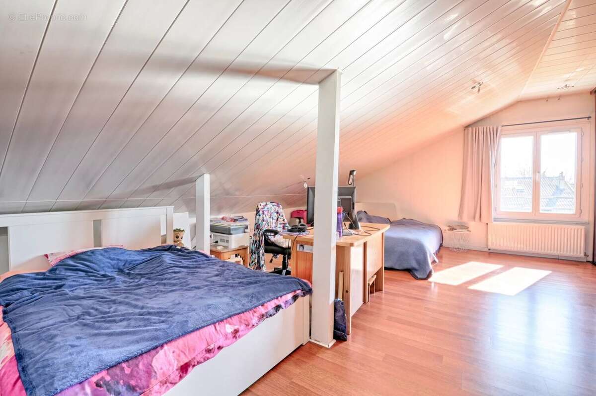 Maison à SAINT-MAUR-DES-FOSSES