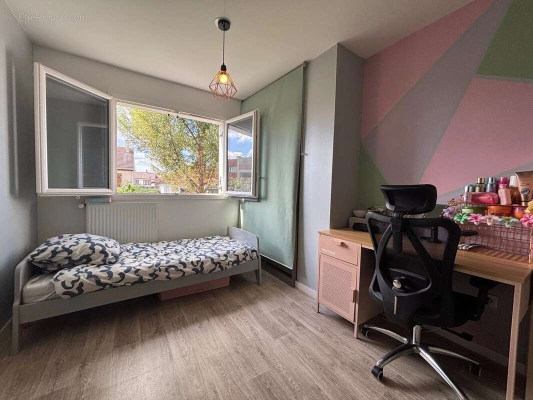 Maison à SARTROUVILLE