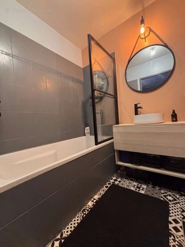 Maison à SARTROUVILLE