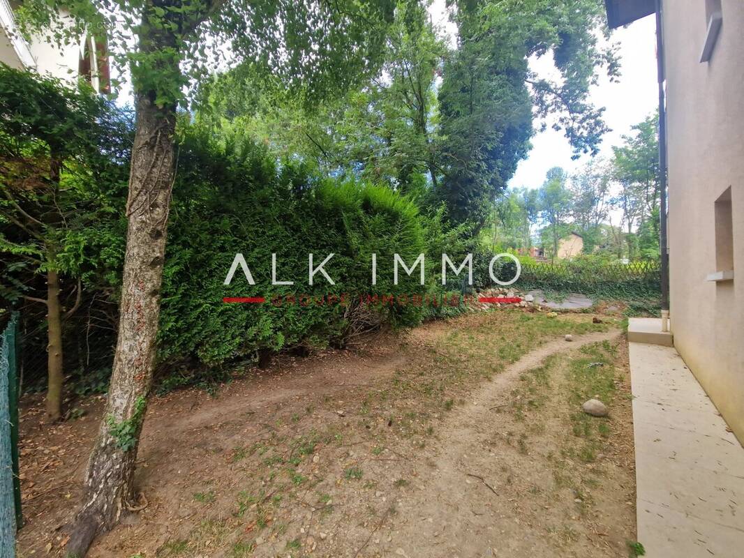 Appartement à COLLONGES-SOUS-SALEVE