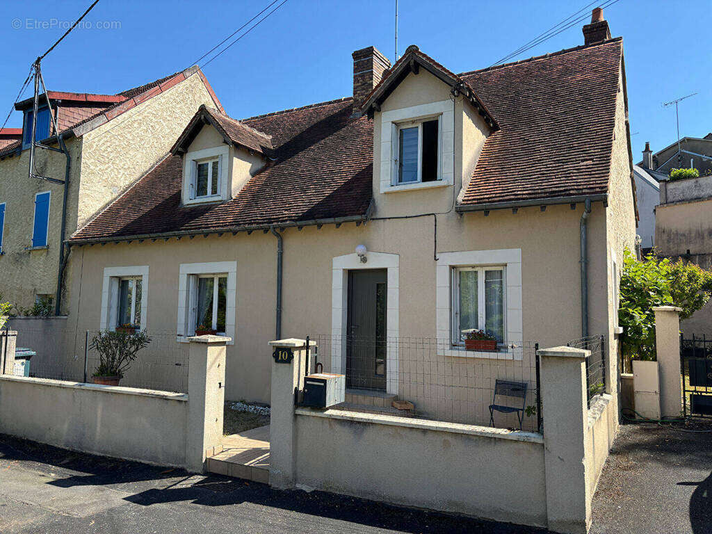 Maison à CHATEAUROUX