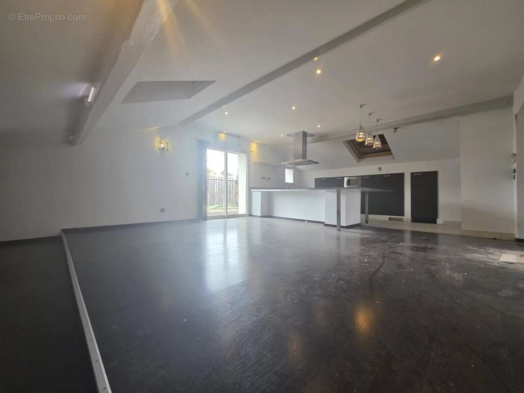 Appartement à MONTELIMAR