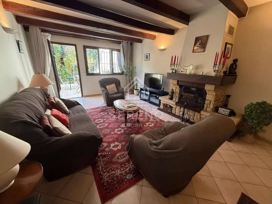 Maison à FONTENAY-SOUS-BOIS