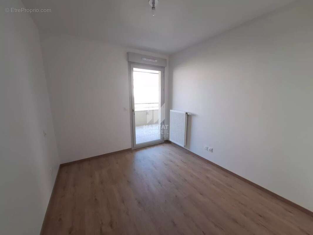 Appartement à MOIRANS
