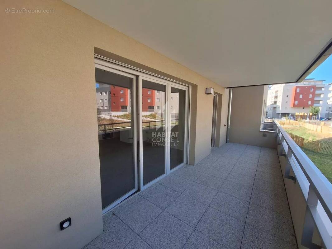 Appartement à MOIRANS