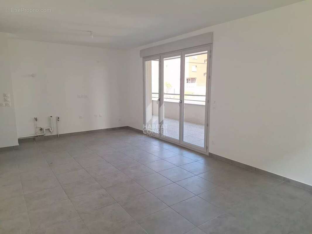 Appartement à MOIRANS