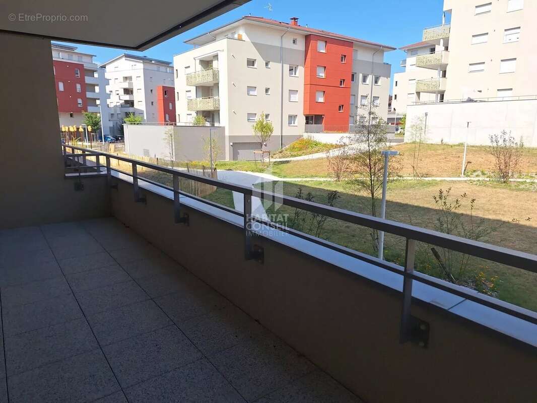 Appartement à MOIRANS