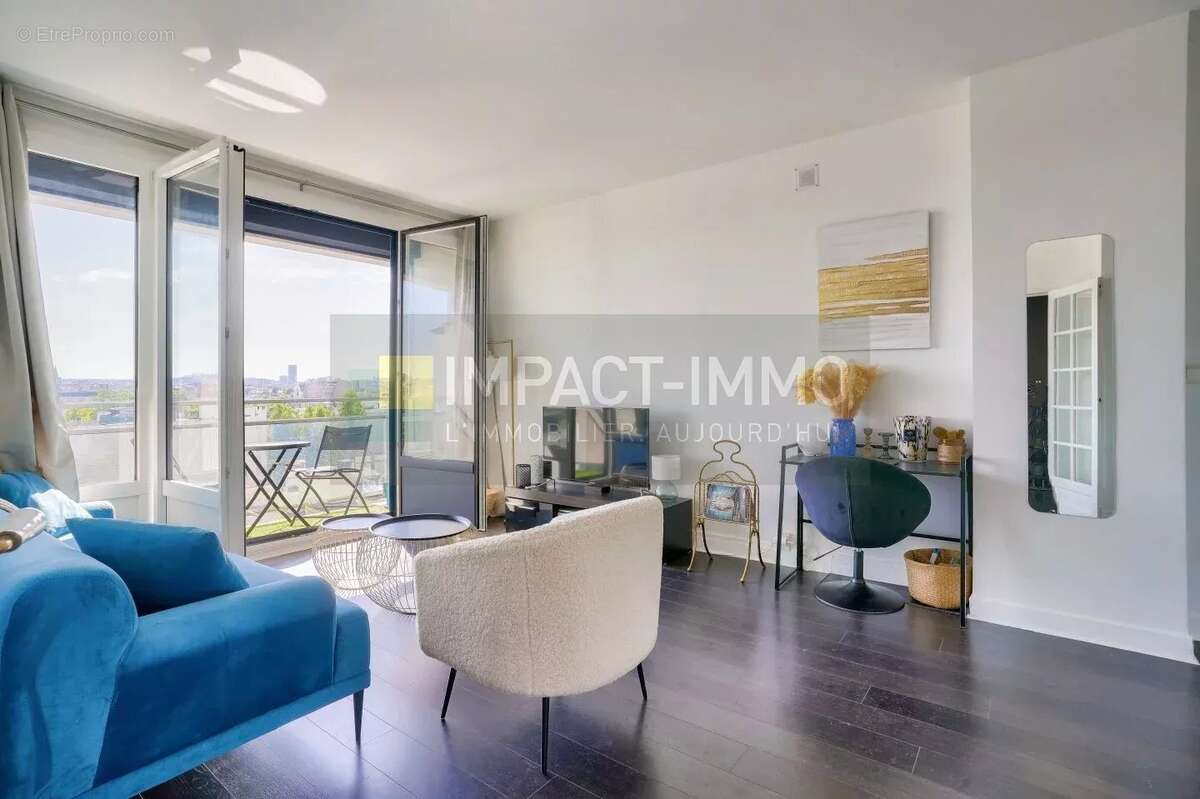 Appartement à LEVALLOIS-PERRET
