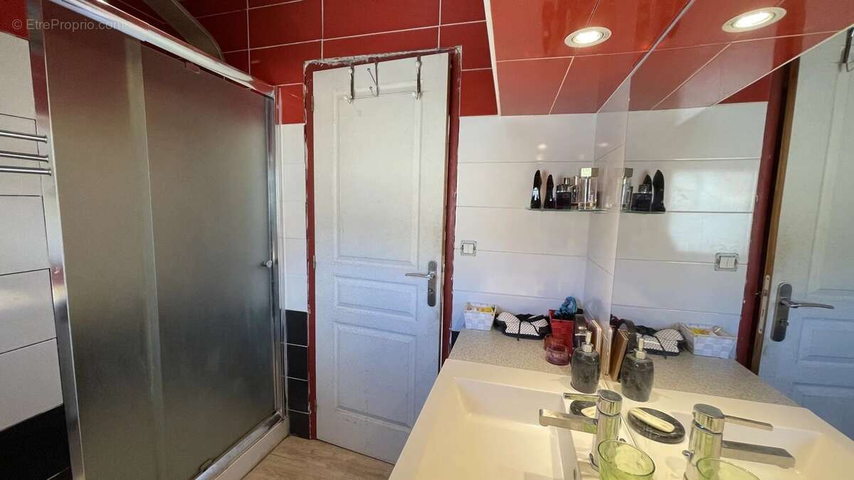 Appartement à FONT-ROMEU-ODEILLO-VIA