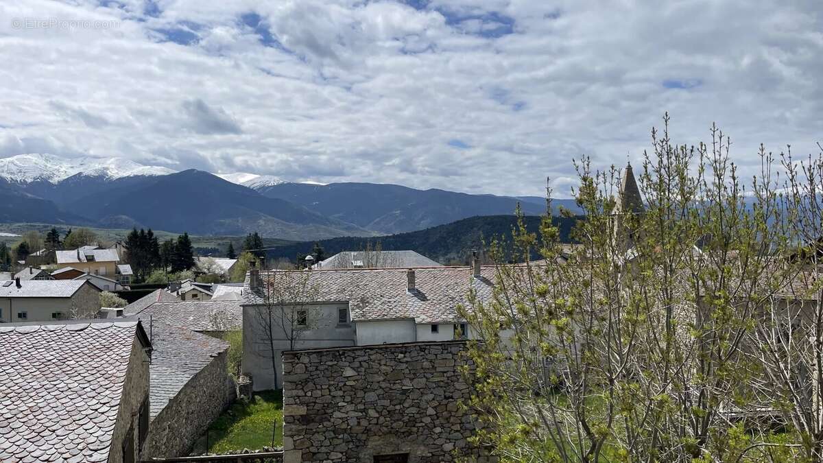 Appartement à FONT-ROMEU-ODEILLO-VIA
