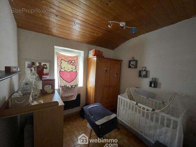 Appartement à THIESCOURT