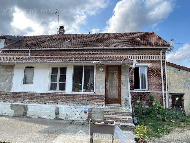 Appartement à THIESCOURT