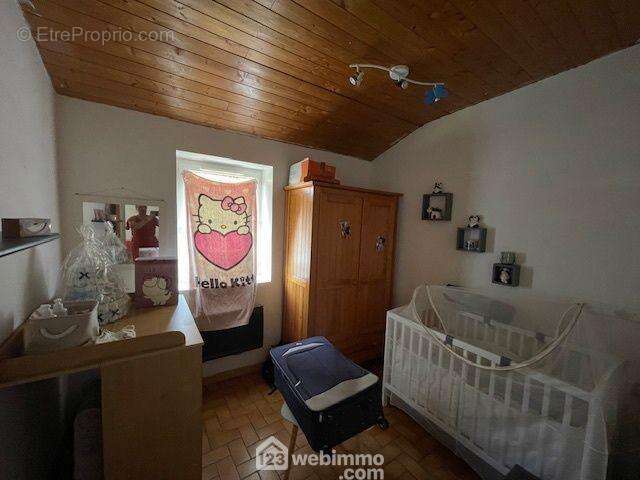 Appartement à THIESCOURT