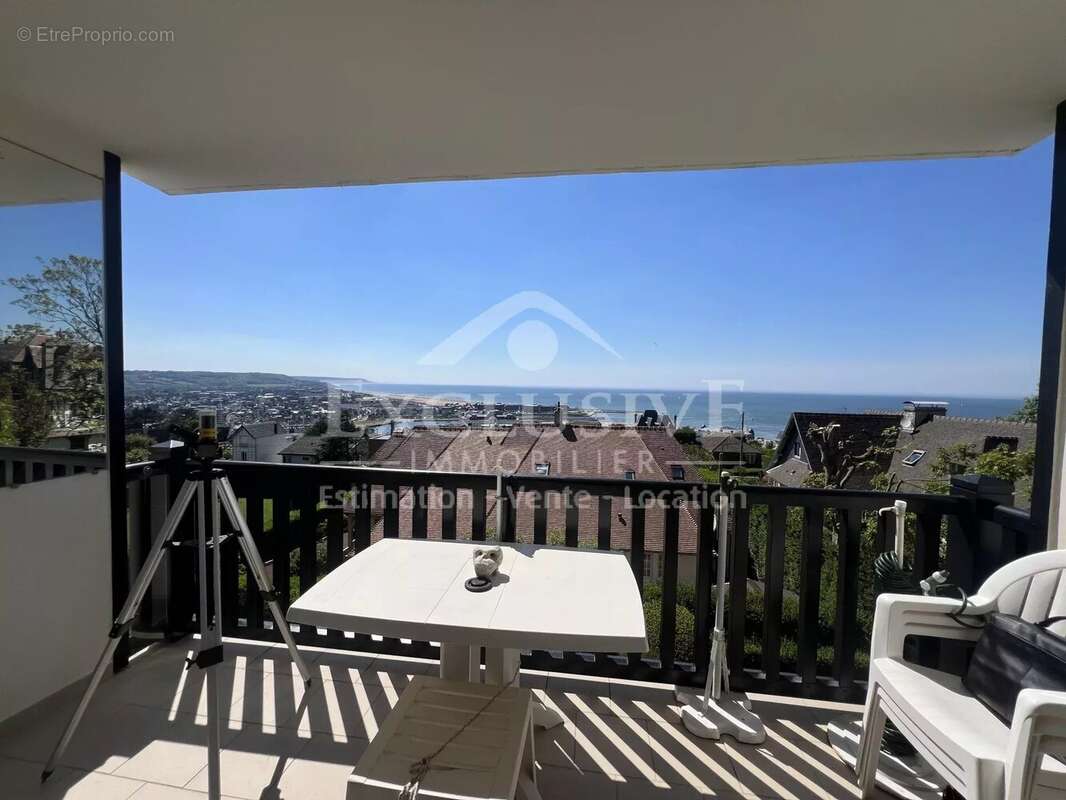 Appartement à TROUVILLE-SUR-MER